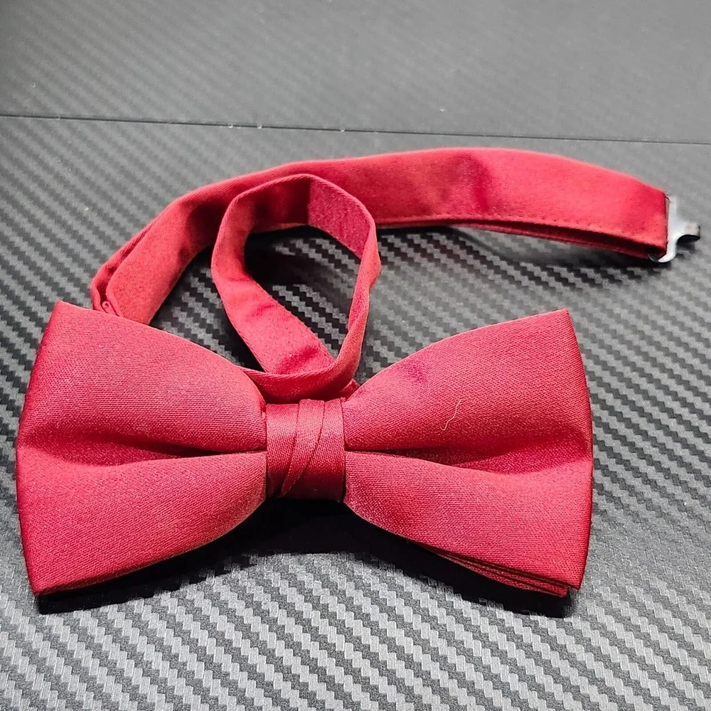 Vintage After Six Solid Red Pre-tied Bowtie Made In The Dominican‎ Republic